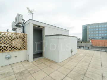 Apartamento T1 para Arrendamento em Lordelo do Ouro e Massarelos