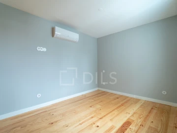 Apartamento T1 para Arrendamento em Lordelo do Ouro e Massarelos