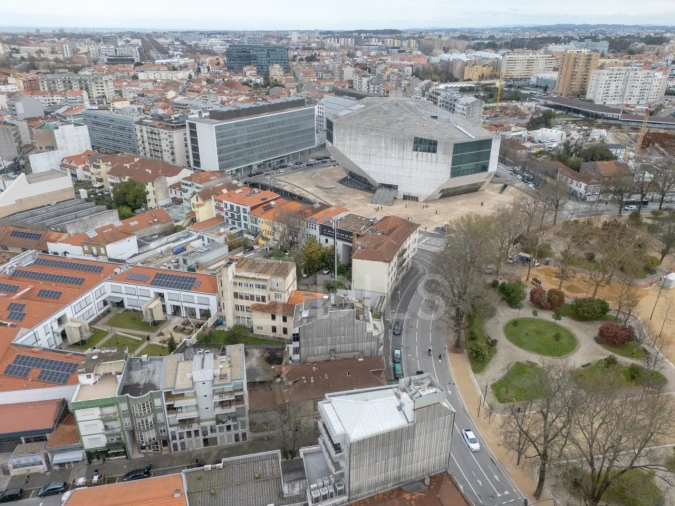 Apartamento T1 para Arrendamento em Lordelo do Ouro e Massarelos Foto 27