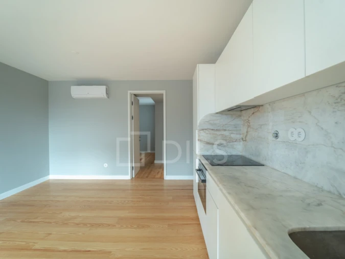 Apartamento T1 para Arrendamento em Lordelo do Ouro e Massarelos Foto 4