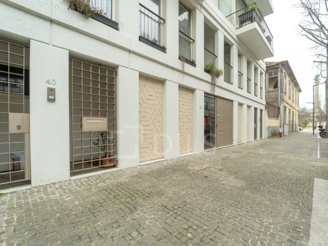 Apartamento T1 para Arrendamento em Lordelo do Ouro e Massarelos Foto 26