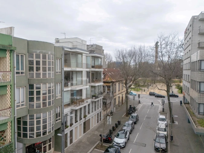 Apartamento T1 para Arrendamento em Lordelo do Ouro e Massarelos Foto 22