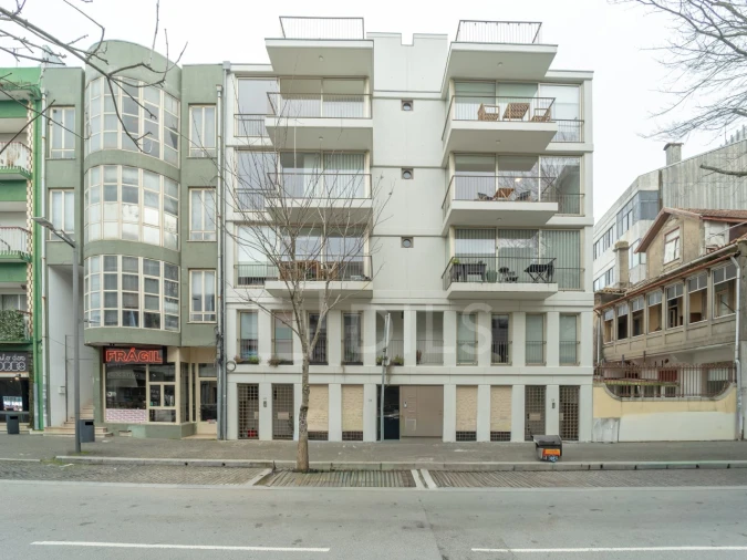 Apartamento T1 para Arrendamento em Lordelo do Ouro e Massarelos Foto 25