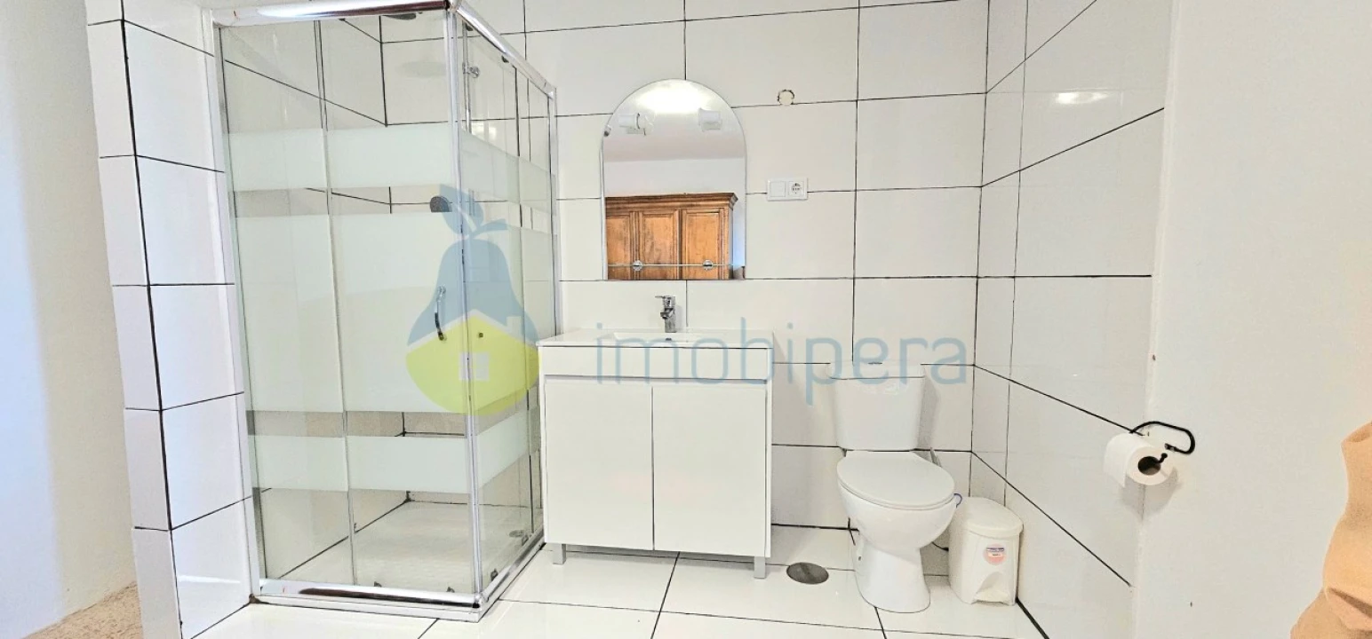 Moradia T3 para Venda em São Bartolomeu de Messines Foto 24