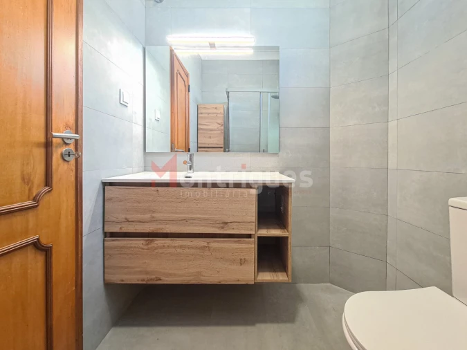 Apartamento T4 para Arrendamento em São Domingos de Benfica Foto 17