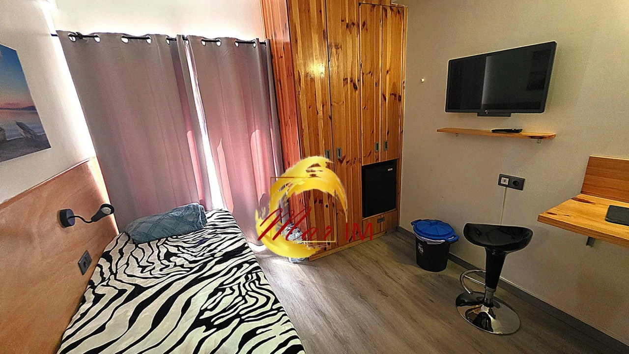 Apartamento T6 para Venda em Venteira Foto 20