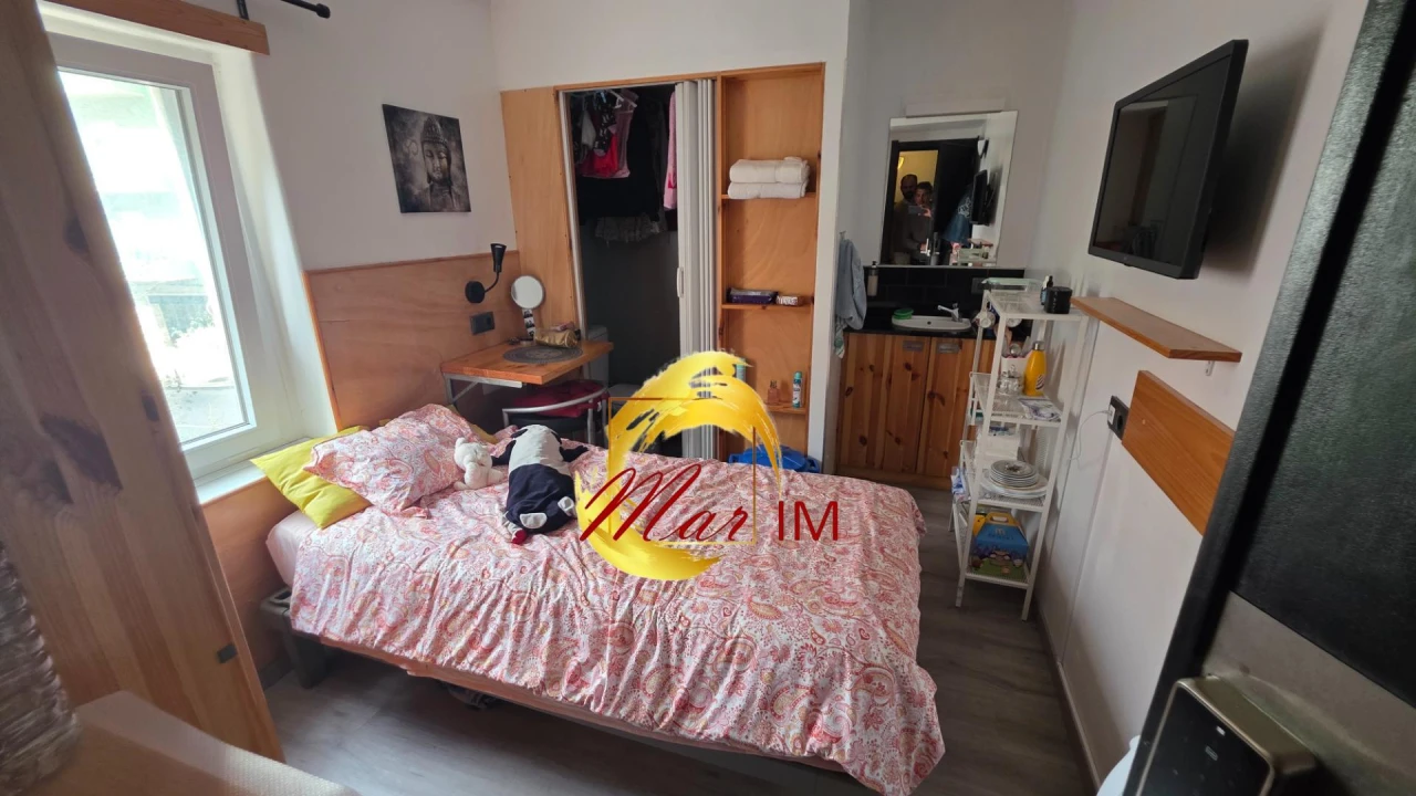 Apartamento T6 para Venda em Venteira Foto 21