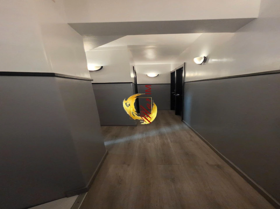 Apartamento T6 para Venda em Venteira Foto 43