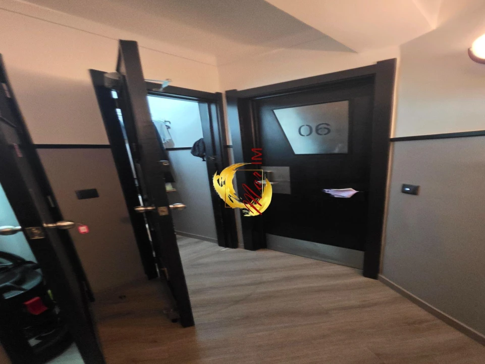 Apartamento T6 para Venda em Venteira Foto 47