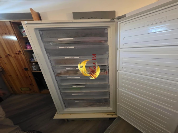 Apartamento T6 para Venda em Venteira Foto 42