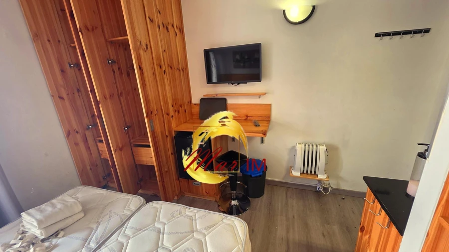 Apartamento T6 para Venda em Venteira Foto 8