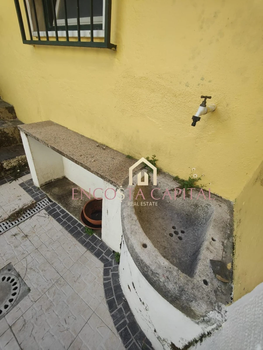 Apartamento T2 para Venda em Agualva e Mira-Sintra Foto 15