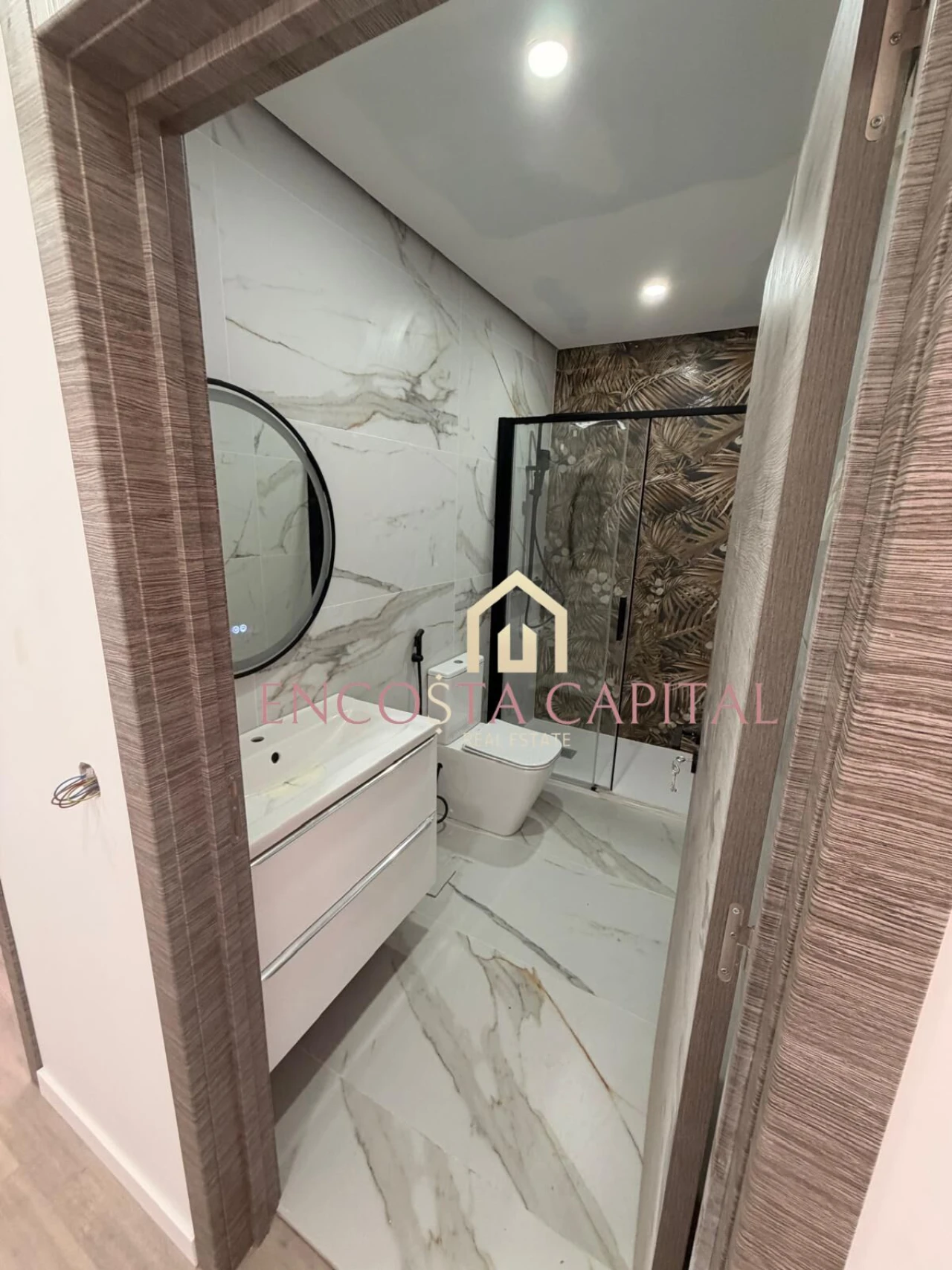 Apartamento T2 para Venda em Agualva e Mira-Sintra Foto 7