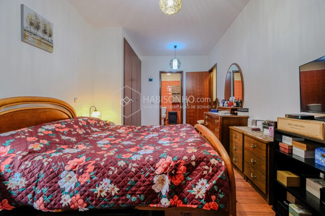 Apartamento T2 para Venda em Santa Maria de Lamas Foto 15