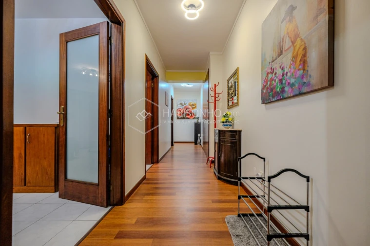 Apartamento T2 para Venda em Santa Maria de Lamas Foto 10