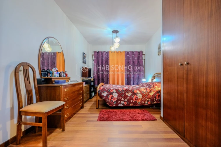 Apartamento T2 para Venda em Santa Maria de Lamas Foto 17