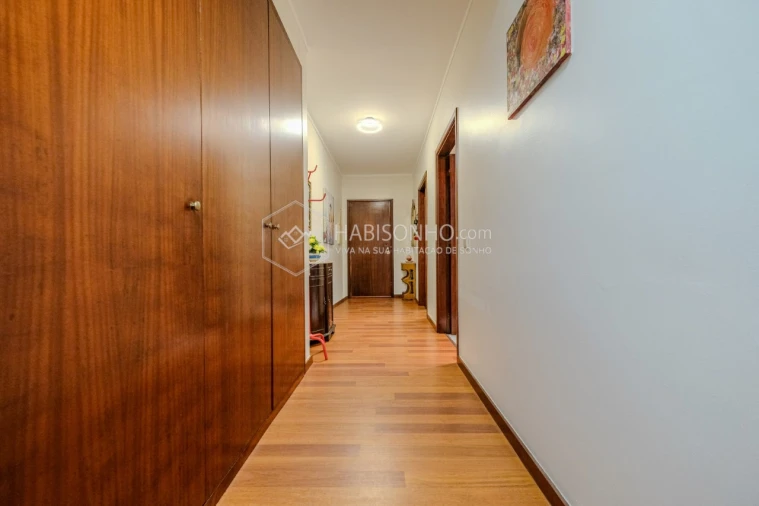 Apartamento T2 para Venda em Santa Maria de Lamas Foto 18