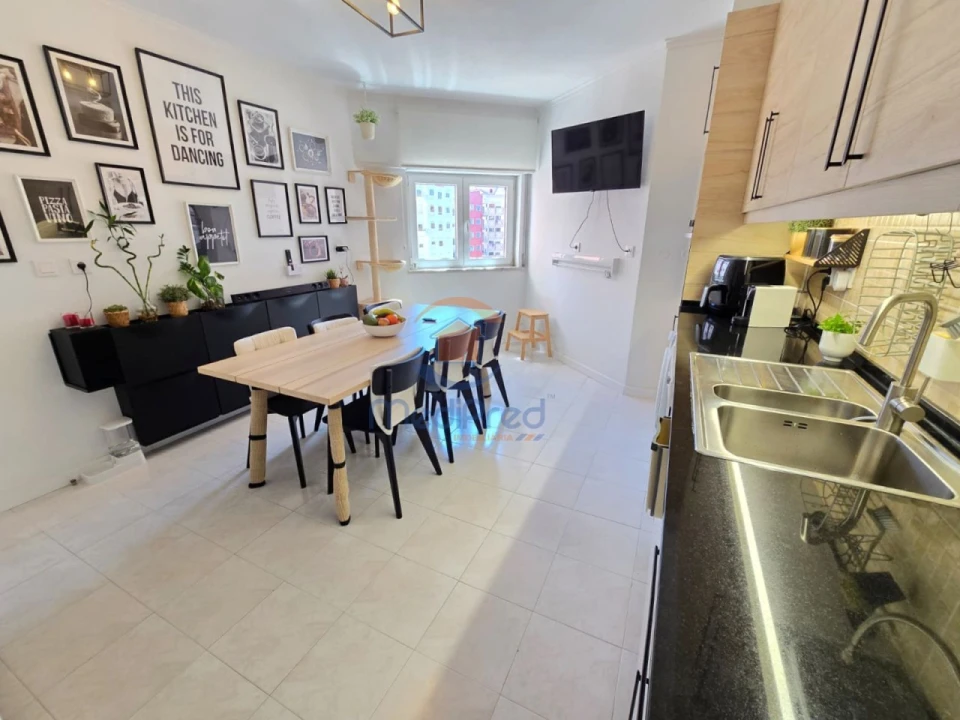 Apartamento T2 para Venda em Ramada e Caneças Foto 6