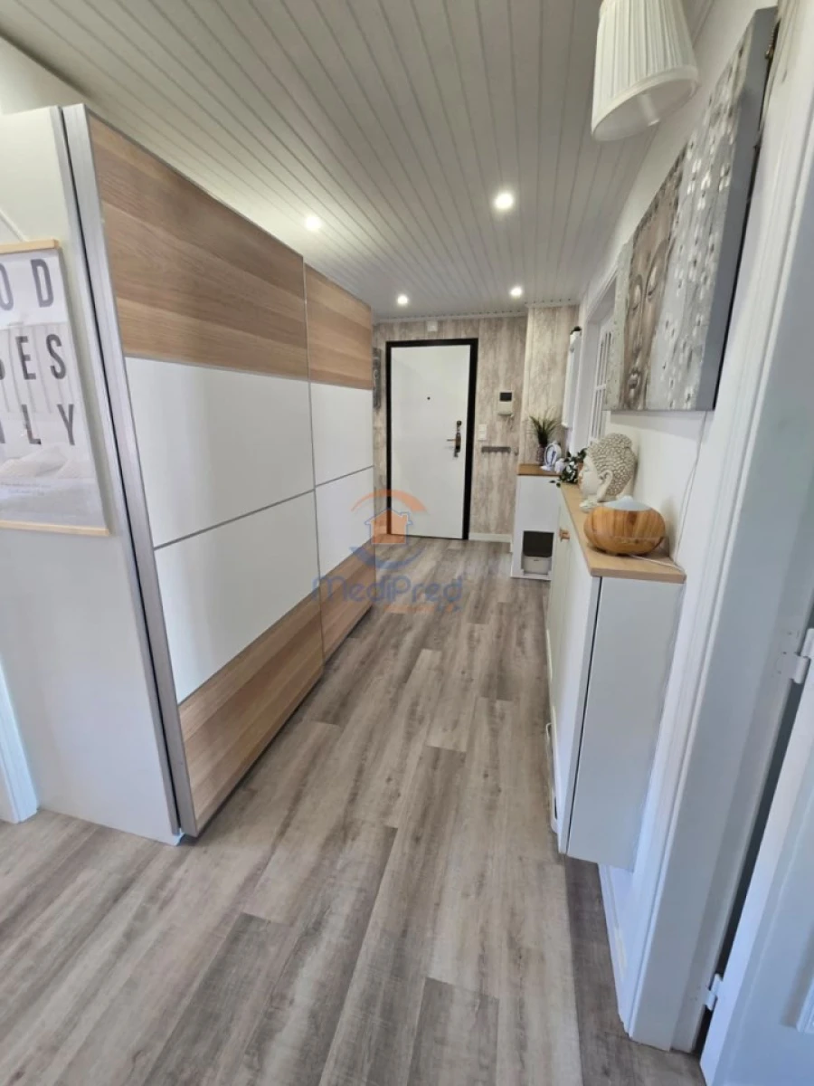 Apartamento T2 para Venda em Ramada e Caneças Foto 4