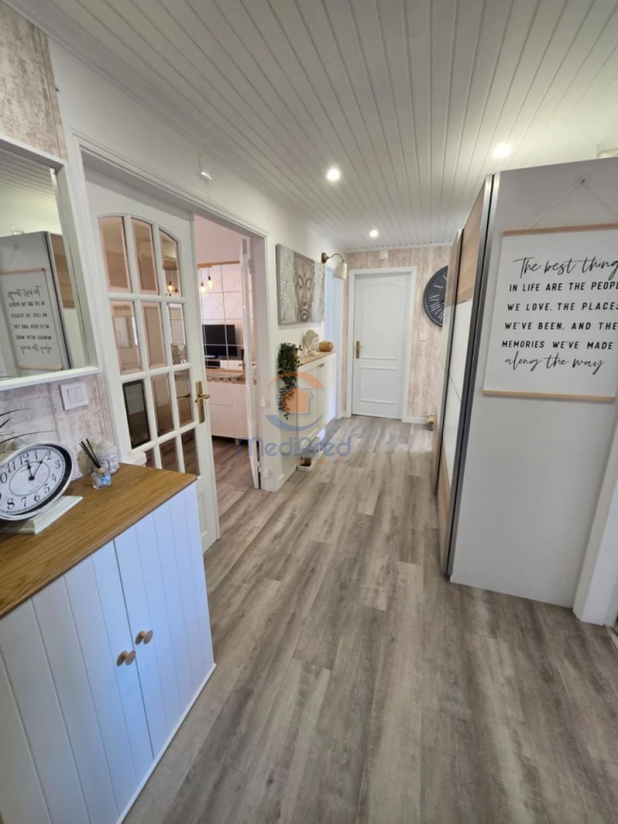 Apartamento T2 para Venda em Ramada e Caneças Foto 5