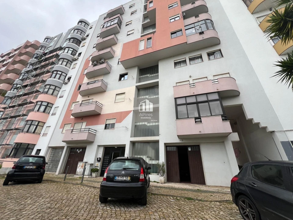 Armazém para Venda em Almada, Cova da Piedade, Pragal e Cacilhas Foto 18