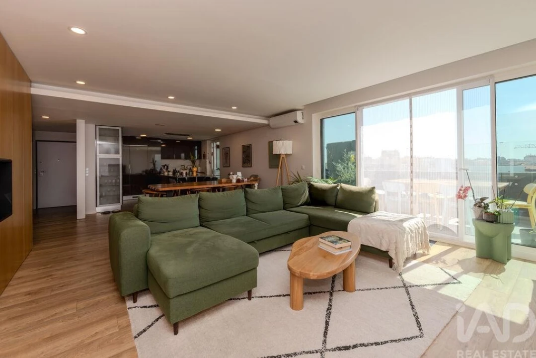 Apartamento T3 para Venda em Setubal (São Sebastião) Foto 1