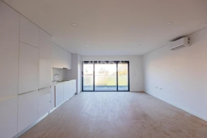 Apartamento T2 para Venda em Esgueira