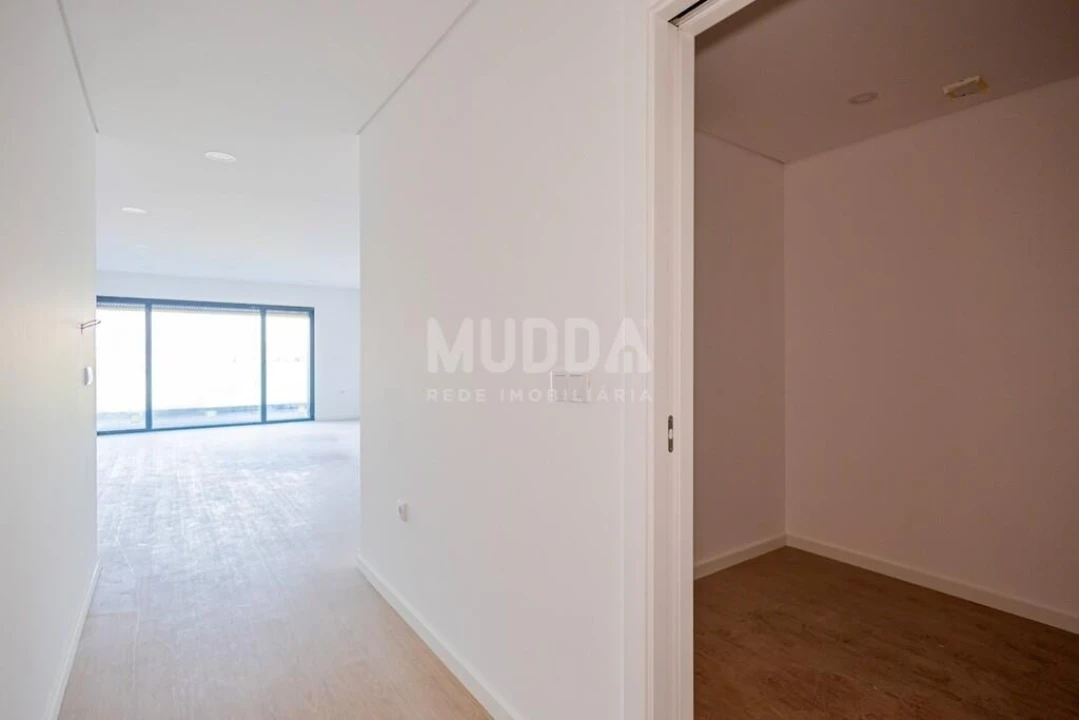 Apartamento T2 para Venda em Esgueira Foto 4