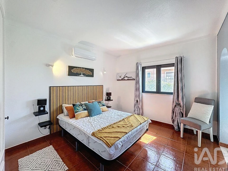 Moradia T5 para Venda em Armação de Pera Foto 23