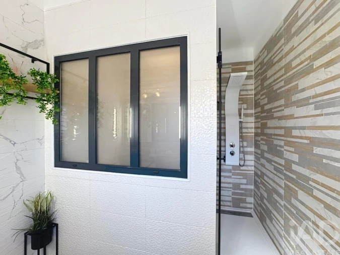 Moradia T5 para Venda em Armação de Pera Foto 26