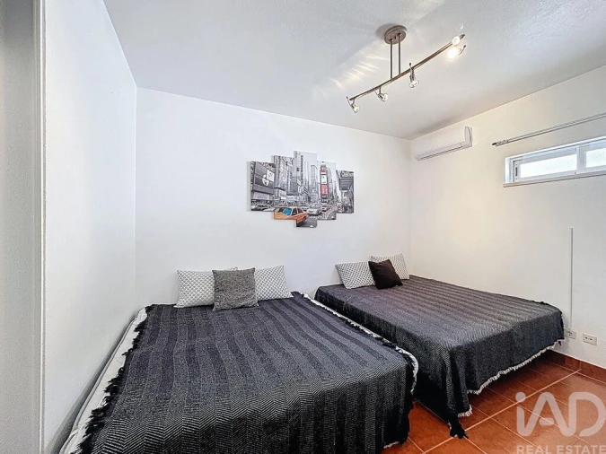 Moradia T5 para Venda em Armação de Pera Foto 33