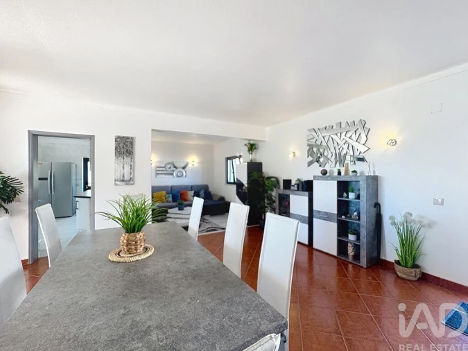 Moradia T5 para Venda em Armação de Pera Foto 14