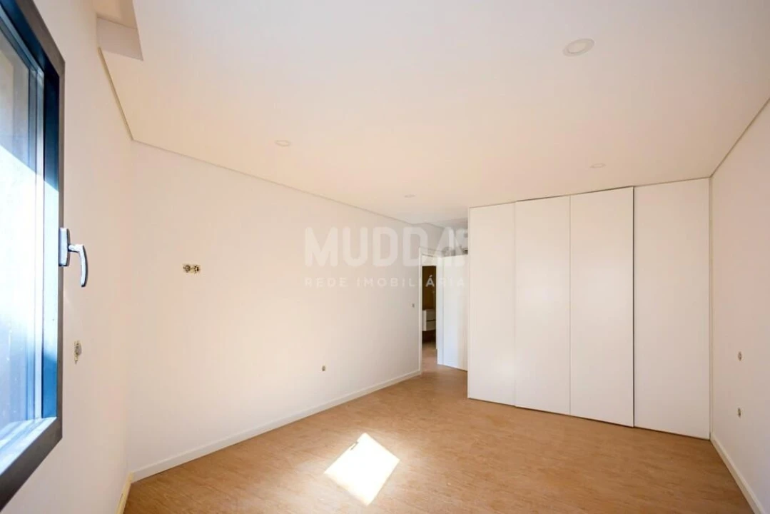 Apartamento T1 para Venda em Esgueira Foto 10