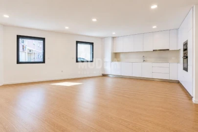 Apartamento T1 para Venda em Esgueira