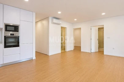 Apartamento T1 para Venda em Esgueira