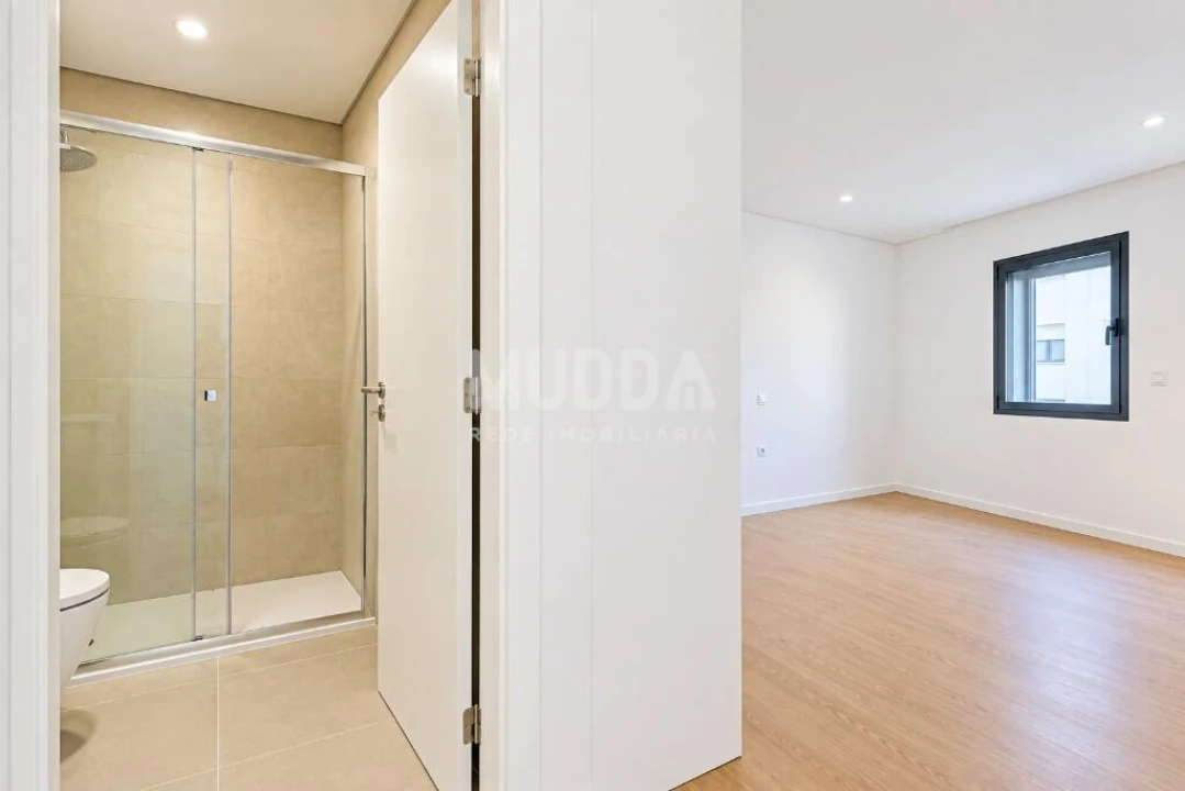 Apartamento T1 para Venda em Esgueira Foto 8