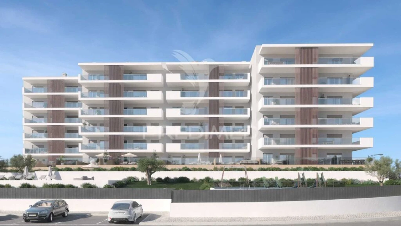 Apartamento T2 para Venda em Portimão Foto 2