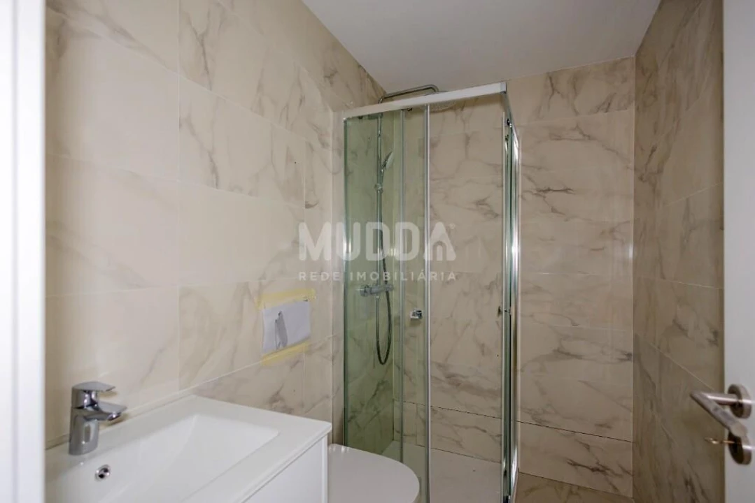 Apartamento T2 para Venda em Esgueira Foto 11