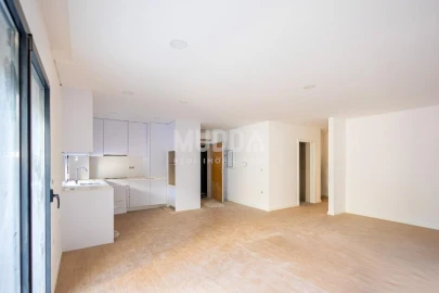 Apartamento T2 para Venda em Esgueira