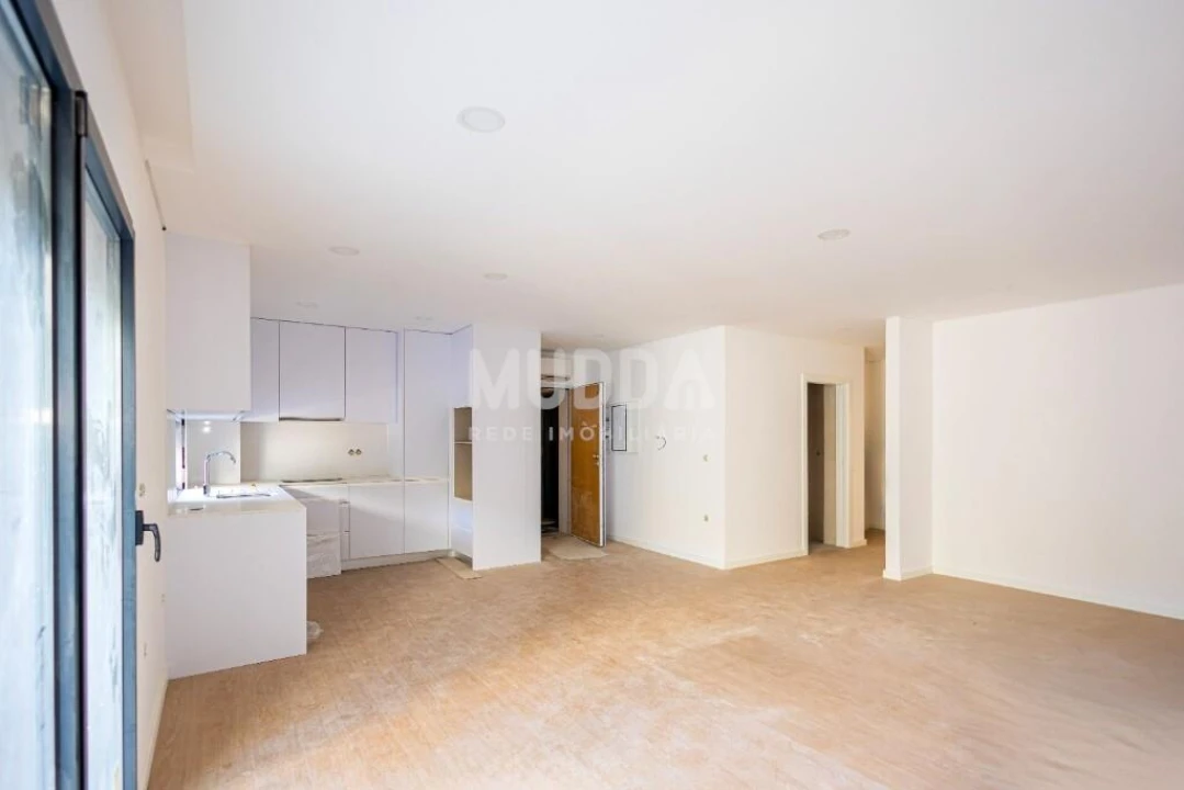 Apartamento T2 para Venda em Esgueira Foto 9