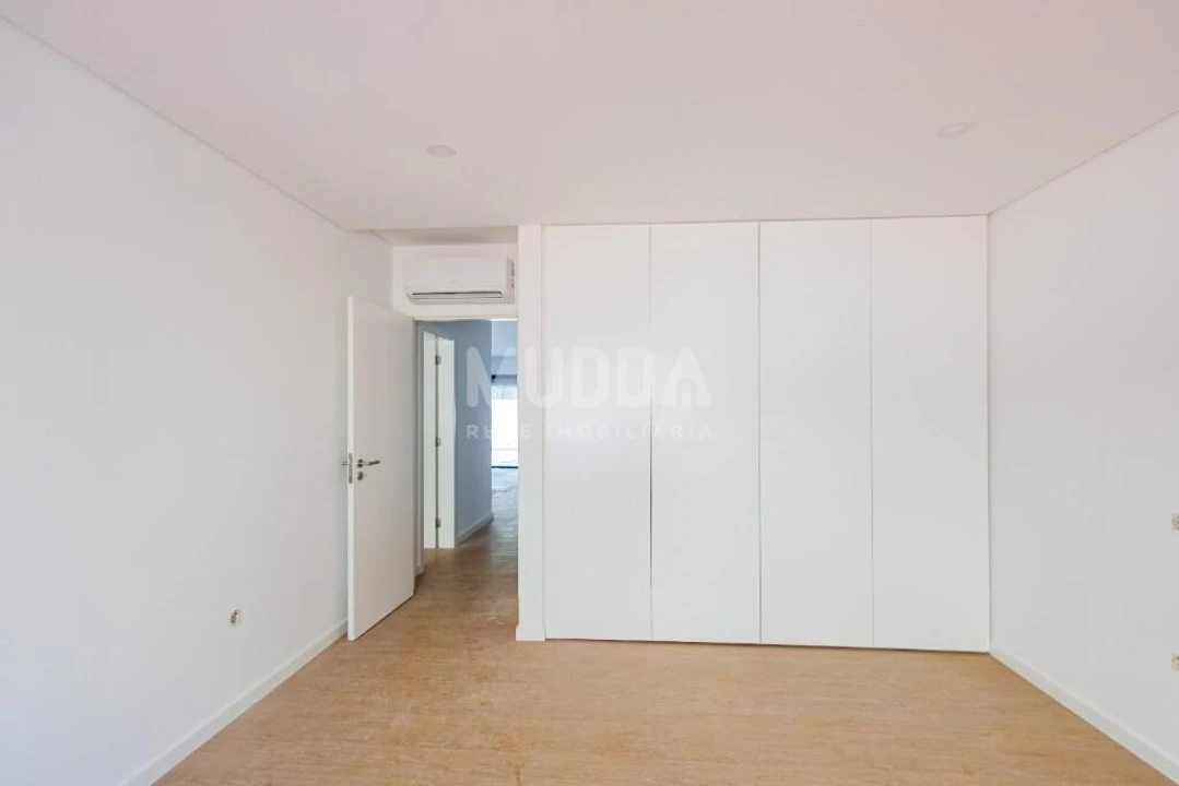 Apartamento T2 para Venda em Esgueira Foto 2