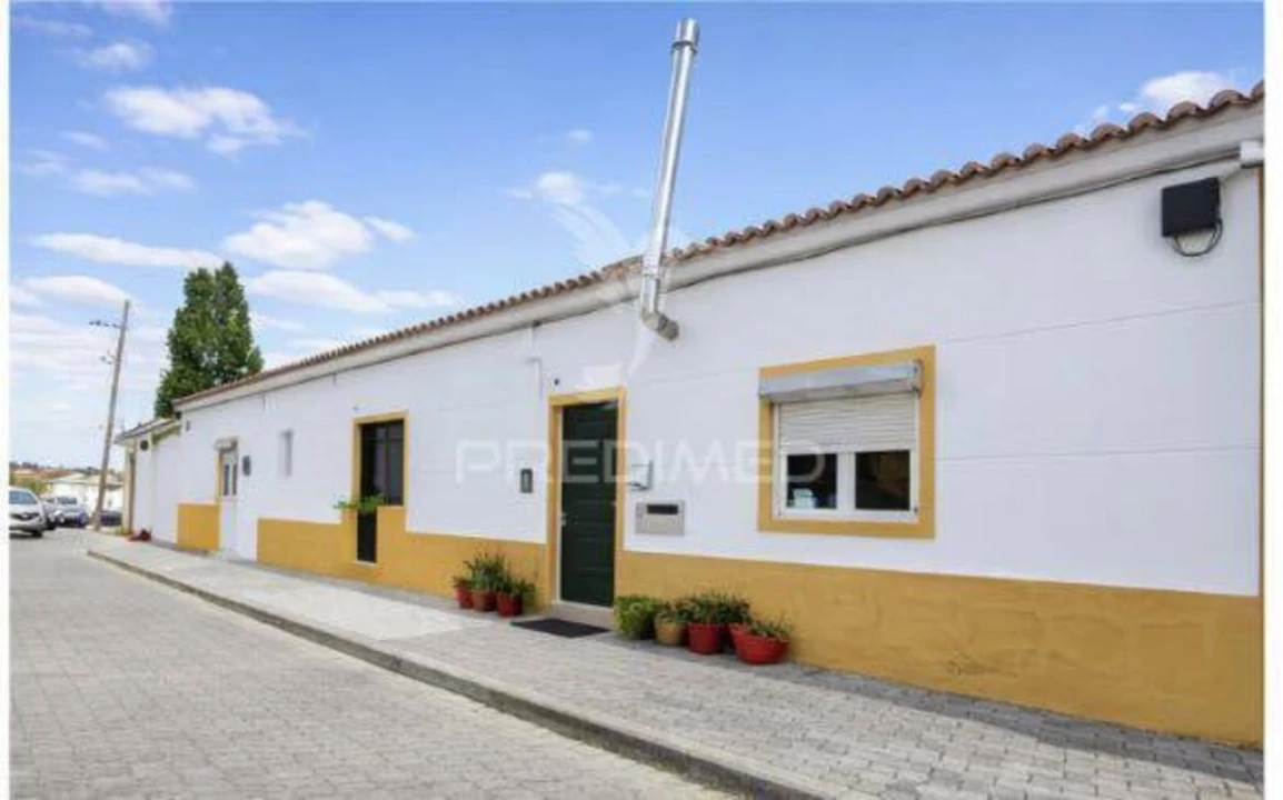 Moradia T3 para Venda em Azeitão (São Lourenço e São Simão) Foto 1