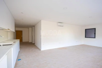 Apartamento T2 para Venda em Esgueira