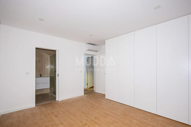 Apartamento T2 para Venda em Esgueira Foto 10