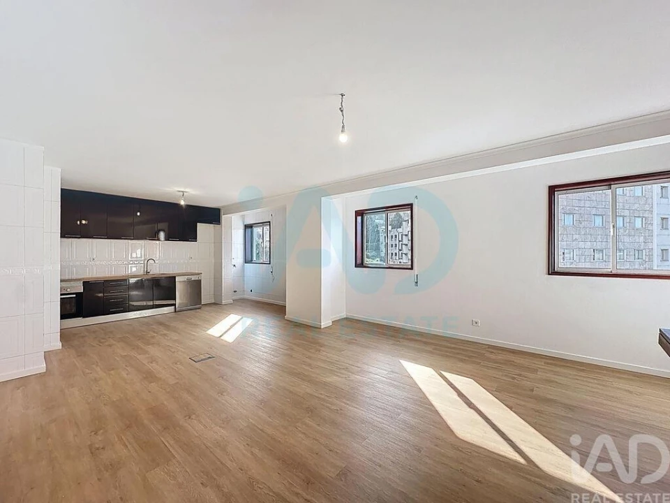 Apartamento T2 para Venda em Valongo Foto 2