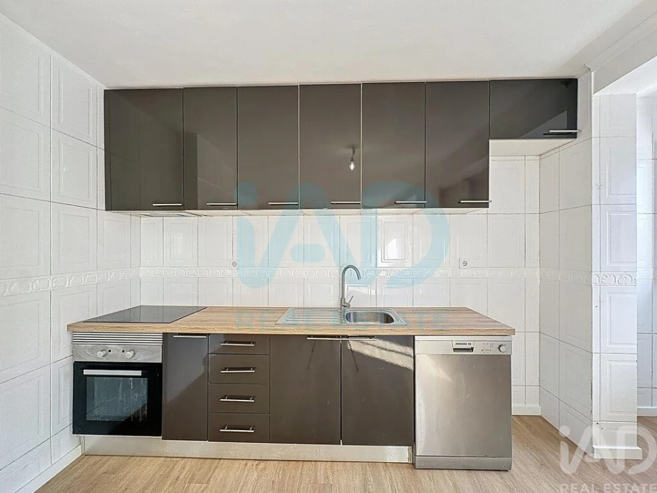 Apartamento T2 para Venda em Valongo Foto 7