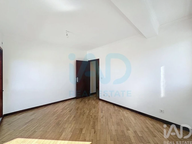 Apartamento T2 para Venda em Valongo Foto 14