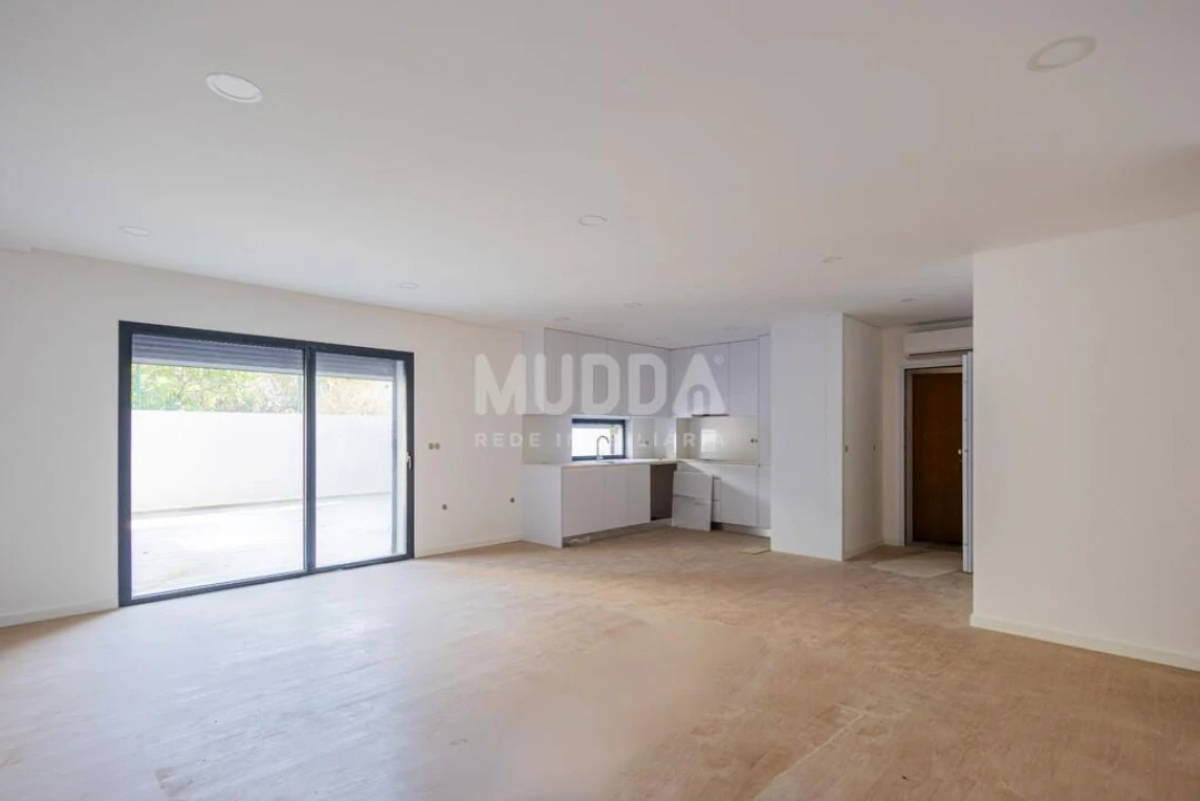 Apartamento T3 para Venda em Esgueira Foto 1