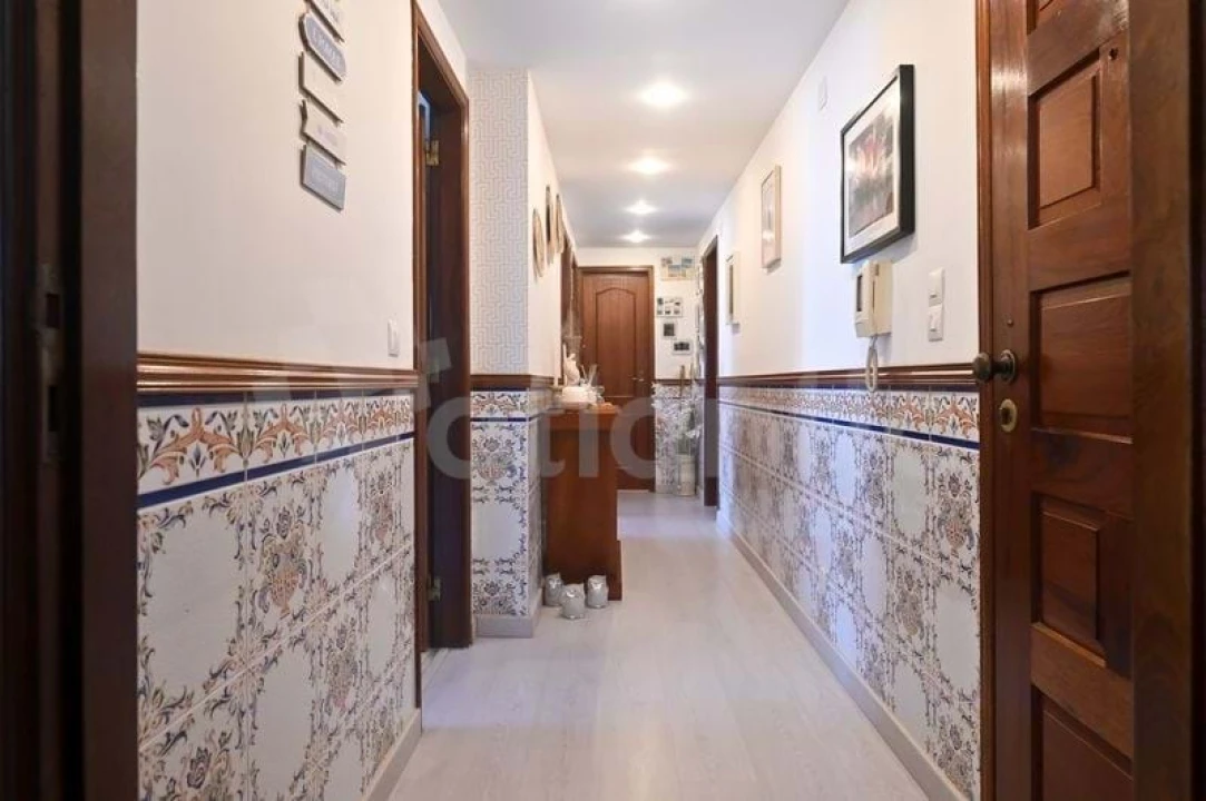 Apartamento T2 para Venda em Agualva e Mira-Sintra Foto 11