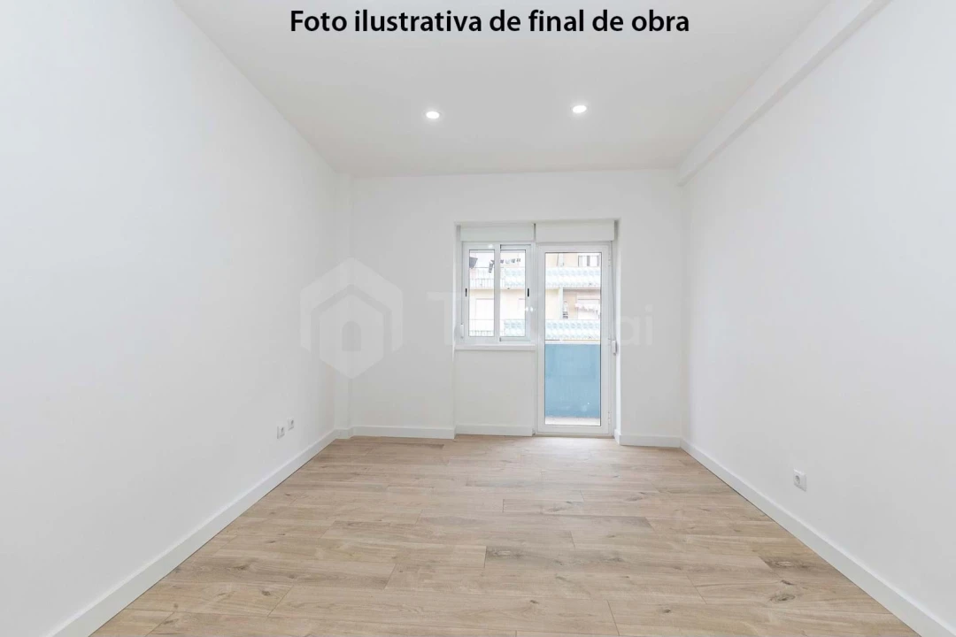 Apartamento T2 para Venda em Odivelas Foto 16
